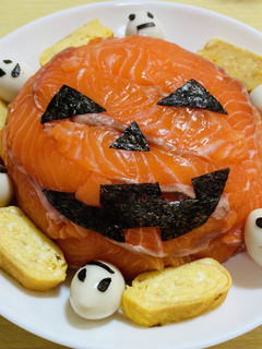 ハロウィンサーモン寿司⭐︎うずら卵添え-レシピのメイン写真