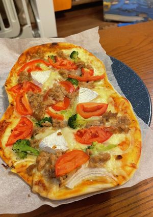 華やかカマンベールチーズピザ-レシピのメイン写真