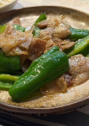 平日1人飯：豚バラピーマンの甘辛味噌炒め-レシピのメイン写真