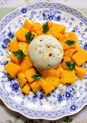 夏簡単おもてなし！マンゴーとブラータのサラダ-レシピのメイン写真