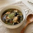 湿気た海苔に感謝!レタスと海苔たまごスープ