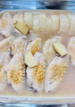 今日の晩御飯!炊飯器で手羽先大根の煮物-レシピのメイン写真