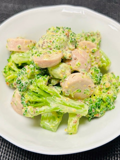 ブロッコリーと魚肉ソーセージのマヨ和え-レシピのメイン写真