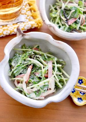 豆苗とかにかまの塩昆布サラダ-レシピのメイン写真