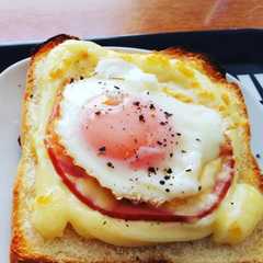 รูปของ 我が家のハムエッグマヨパン🍞🍳