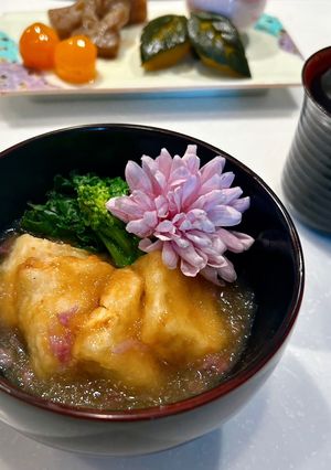 菊の花香るみぞれあんの揚げ出し豆腐-レシピのメイン写真