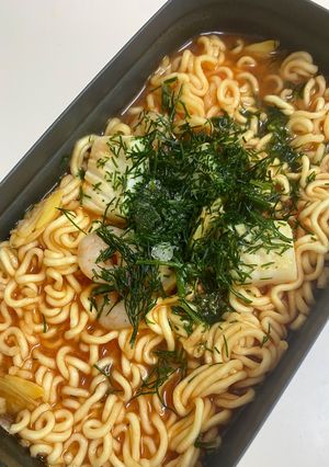キャンプ飯！混ぜるだけ！トマトラーメン-レシピのメイン写真