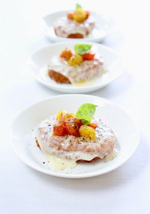 お惣菜コロッケで【トロッとチーズコロッケ】-レシピのメイン写真