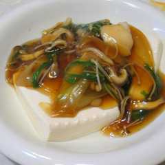 รูปของ 絹ごし豆腐のきのこあんかけ