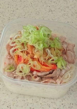冷しゃぶとトマトのごま油でコク旨そうめん-レシピのメイン写真