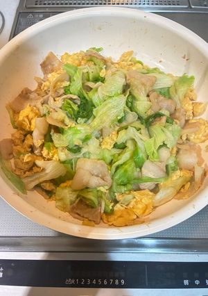 【麹✖️時短】豚バラとレタスの醤油麹炒め-レシピのメイン写真