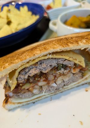 流行ってるでしょ？スマッシュバーガー風！-レシピのメイン写真