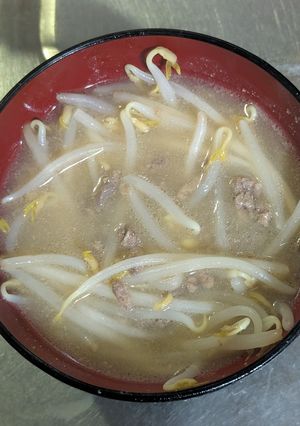 簡単★晩御飯！挽肉ともやしのお味噌汁-レシピのメイン写真