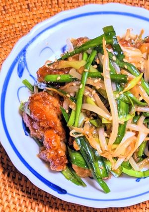 鶏の唐揚げニラもやし炒め-レシピのメイン写真