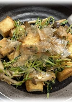 厚揚げと豆苗チャンプルー-レシピのメイン写真