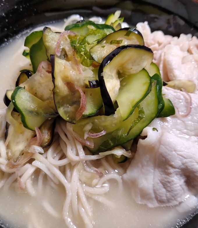 さっぱり美味しい☆夏野菜のゴマダレ蕎麦 by まゆみCOOK