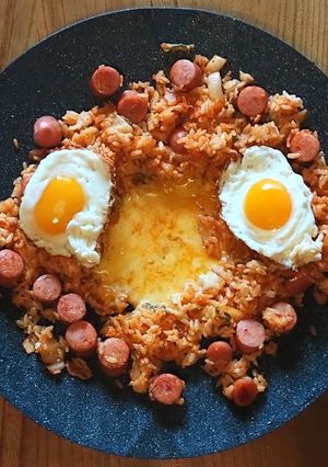 キムチチーズチャーハン　韓国風炒めごはん-レシピのメイン写真