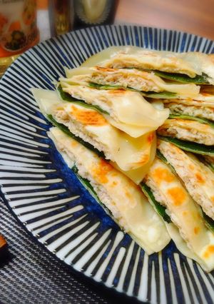 ＊餃子みたいな生つみれと大葉の挟み焼き＊-レシピのメイン写真
