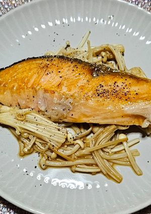 簡単美味しい！ 鮭エノキポン酢焼き-レシピのメイン写真