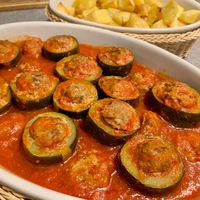 【パセリとズッキーニページ】 ズッキーニ】いろいろな種類とおいしい食べ方 | BACCHETTE E POMODORO