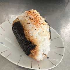 รูปของ 七味正油おにぎり