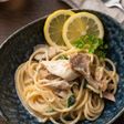鮭ハラスと舞茸のレモンクリームパスタ