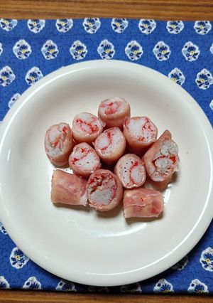 ヨウサマの減塩カニカマの生ハム巻き-レシピのメイン写真