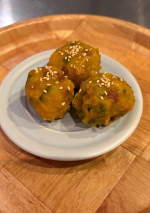 かぼちゃと小豆の茶巾お菓子-レシピのメイン写真