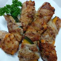 A picture of かぼちゃの肉巻き.