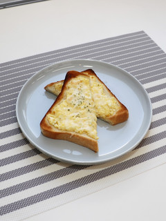 新玉ねぎのタルタルトースト-レシピのメイン写真