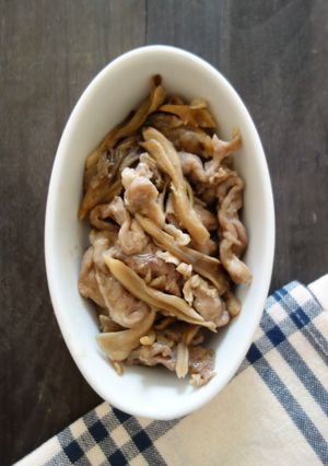レンジで★豚肉と舞茸のオイソー和え-レシピのメイン写真