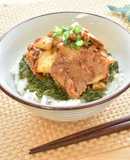 めかぶとアカモクのネバネバ豚キムチ丼