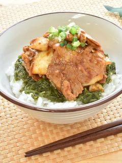 めかぶとアカモクのネバネバ豚キムチ丼-レシピのメイン写真