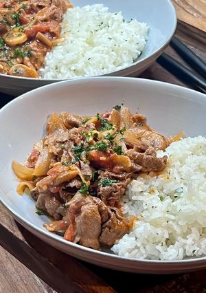 隠し味は醤油！ご飯が進む極上ビーフストロガノフ-レシピのメイン写真