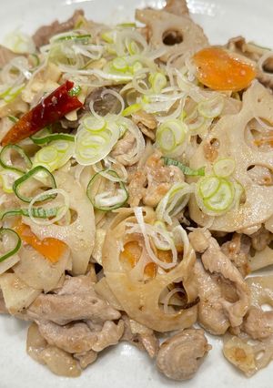 豚肉と蓮根のガーリック塩だれ炒め-レシピのメイン写真