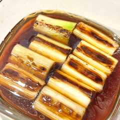 รูปของ 長ネギの焼き浸し