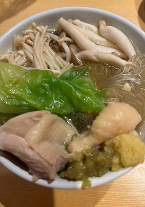 鶏レタスときのこのピリ辛中華風スープ-レシピのメイン写真