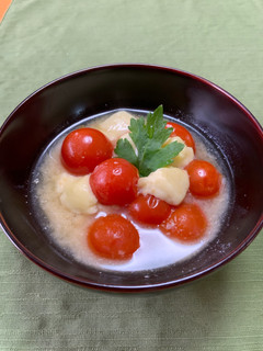 ミニトマトとベビーチーズの味噌汁-レシピのメイン写真