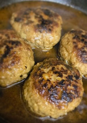 カレー風味の煮込みハンバーグ-レシピのメイン写真