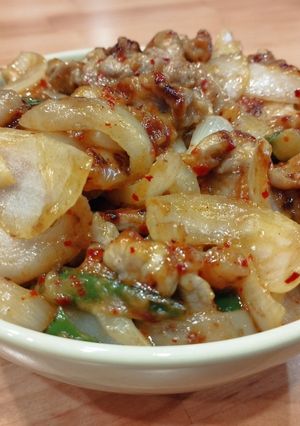 【減塩レシピ】豚肉のスイートチリ丼-レシピのメイン写真