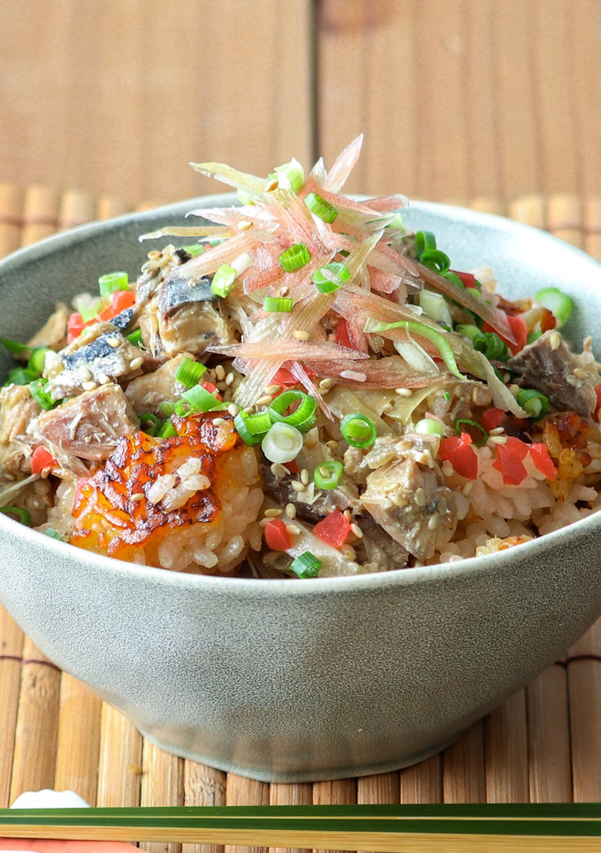サバ缶と梅干しの炊き込みご飯-レシピのメイン写真