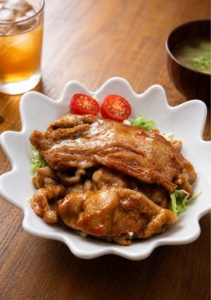 漬け込みなし簡単☆生姜焼きのマヨレタス丼-レシピのメイン写真