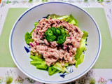 簡単ランチ！胡瓜レタス梅しゃぶ豚丼サラダ