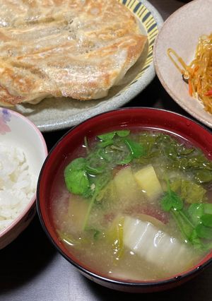 秋に、さつまいも＆白菜の味噌汁-レシピのメイン写真