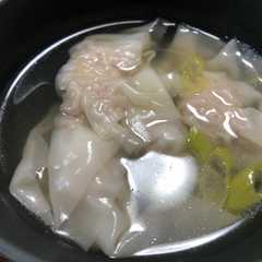 A picture of ワンタンスープ.