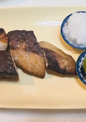 刺身用のブリの柵で冷蔵庫で一夜干し-レシピのメイン写真