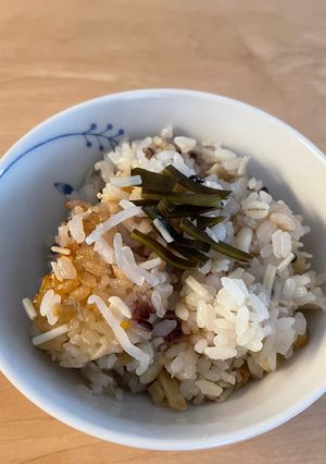 ダイエット炊き込みご飯⭐︎生姜えのき白滝-レシピのメイン写真