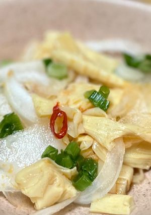 【酒のつまみ】穂先メンマの新玉ねぎ和え-レシピのメイン写真