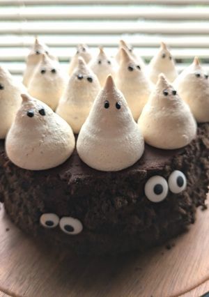 ハロウィンのゴーストチョコレートケーキ-レシピのメイン写真