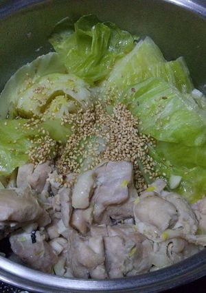 超簡単！鶏キャベツ鍋-レシピのメイン写真